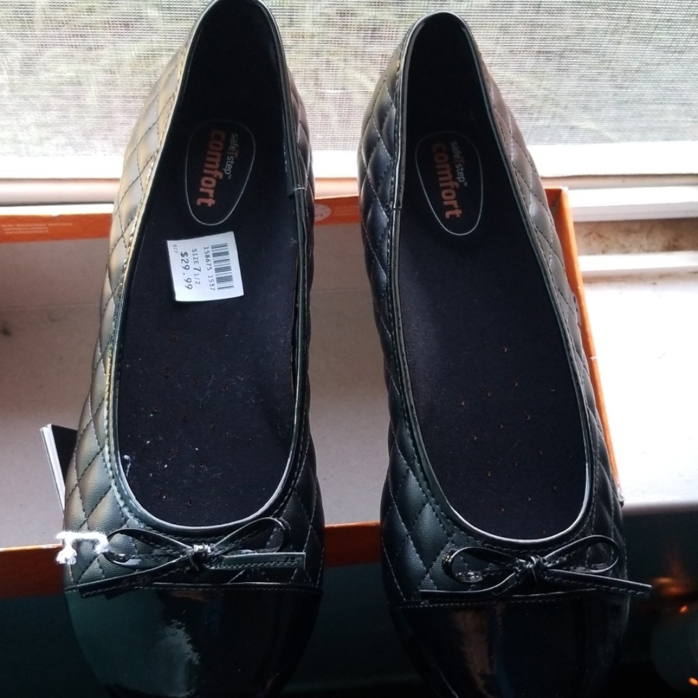 Women's shoes slip resistant sole